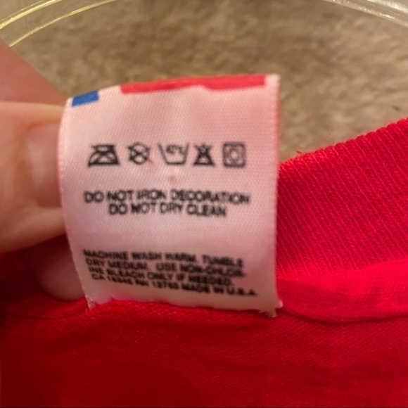 Vintage Red INDIANA Hoosiers T-Shirt Size Large-Made in USA - Picture 5 of 7